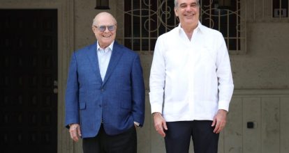 Abinader se reúne con Hipólito Mejía para tratar tema haitiano