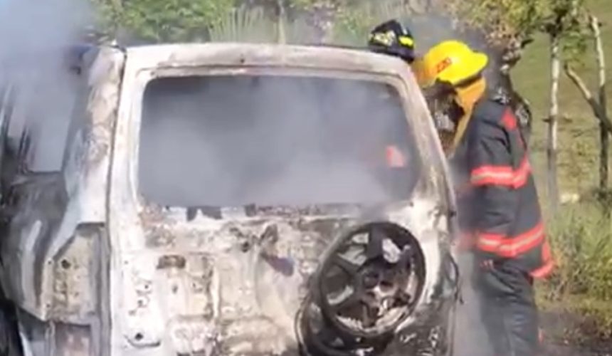 Un herido tras explotar tanque de gas de su vehículo en carretera de Higüey