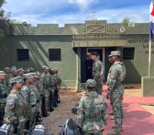 Comandante del Ejército recorre frontera con Pedernales y áreas fronterizas