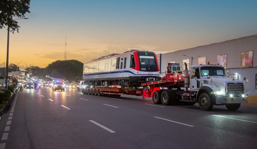 OPRET recibe dos nuevos trenes acoplables para operar con 6 vagones en el Metro