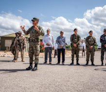 Secretario de OEA y ministro de Defensa recorren frontera dominico-haitiana