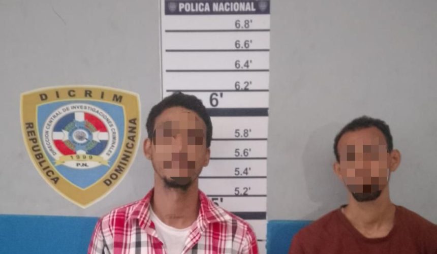 Arrestan dos hombres en Santiago acusados de robo de materiales de construcción 