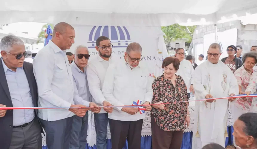 Inauguran cañada remozada en Vista Hermosa y fortalecen saneamiento en El Seibo