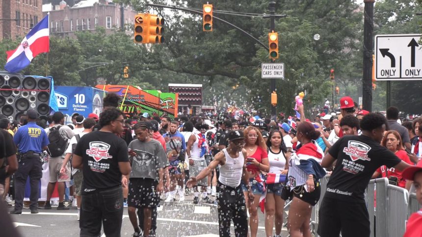 Tres personas baleadas este domingo al final Gran Parada Dominicana de El Bronx