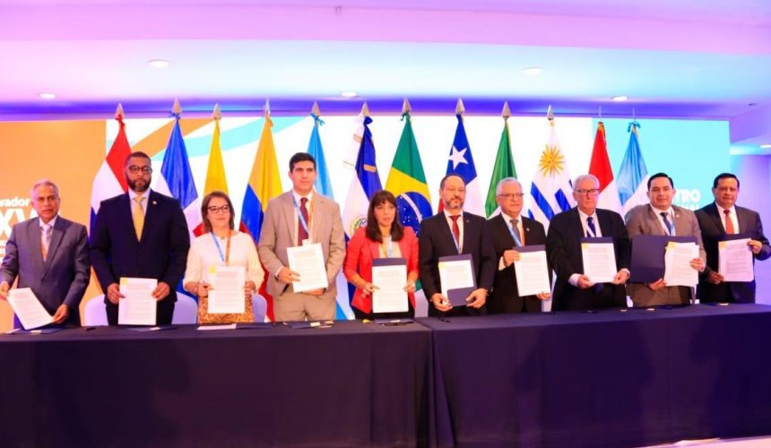 Aduanas de RD y El Salvador firman acuerdo de reconocimiento mutuo para incrementar sus relaciones comerciales