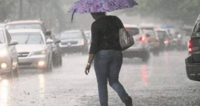 Prevén chubascos locales con tronadas aisladas en varios puntos del país; seguirá el calor 