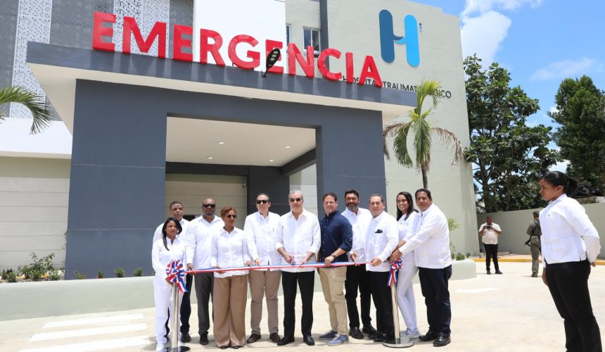 Abinader inaugura primer hospital traumatológico de la región Este en Higüey