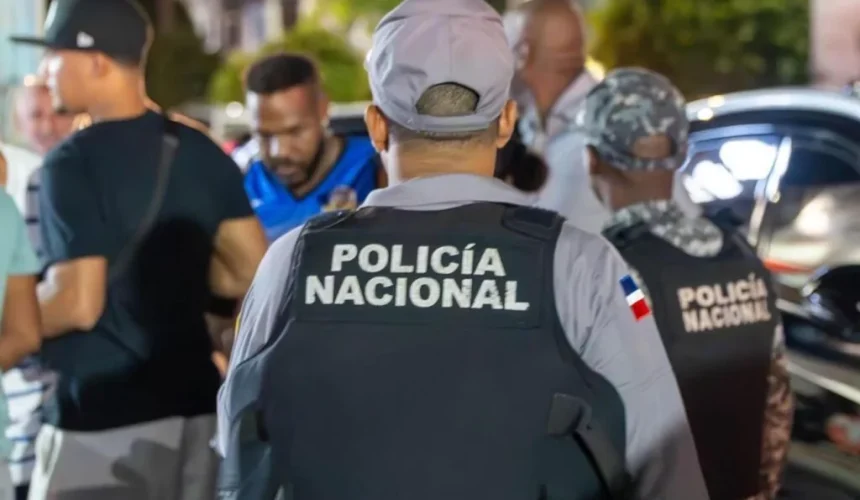Diputados proponen sanciones penales a policías que impidan grabaciones de arrestos