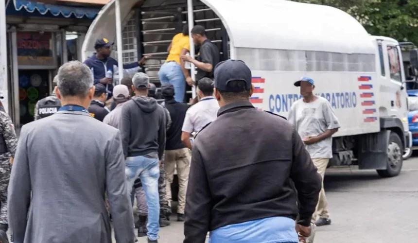 DGM retiene a 1,639 haitianos y deporta a 642 durante operativos en distintas provincias