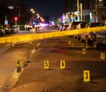 Tres muertos y diez heridos en tiroteo durante fiesta callejera en Filadelfia