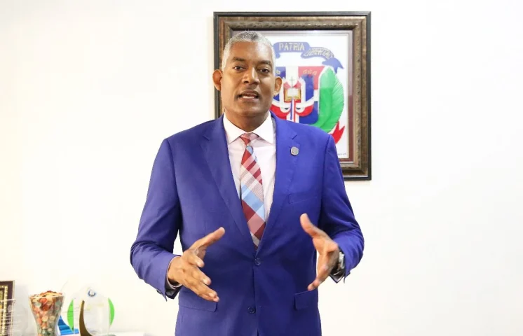 CODUE rechaza inclusión del término