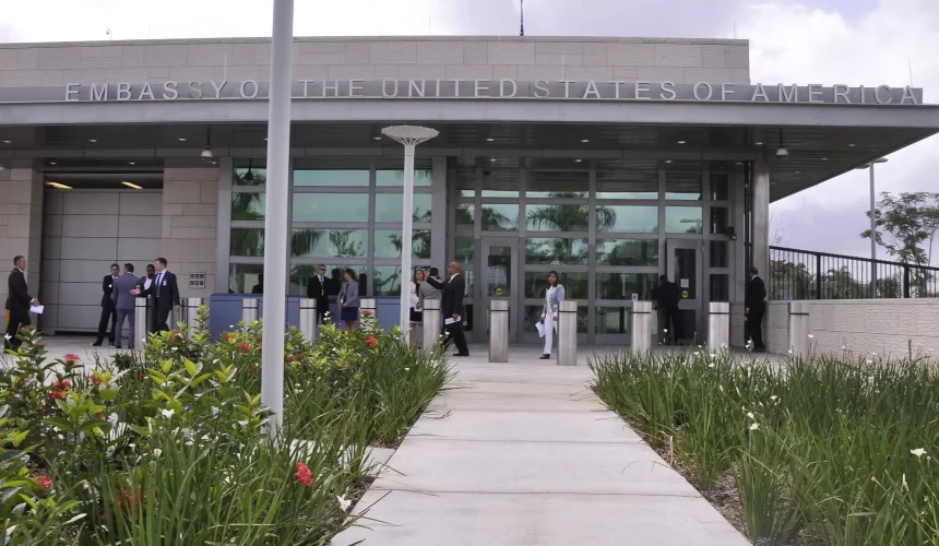 Embajada de EE.UU. en RD reanuda citas para visas de no inmigrantes