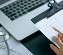 Sistema sanitario requiere cambios con tecnología y empoderamiento del paciente