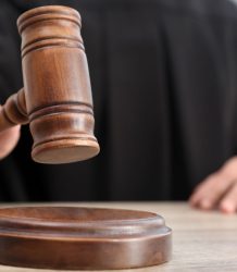 Dictan 20 años de prisión para hombre que violó adolescente de 13 años en SDE