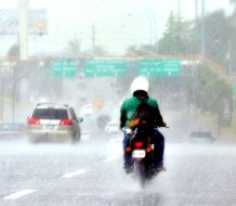 Onda tropical provocará lluvias este miércoles en varias partes del país