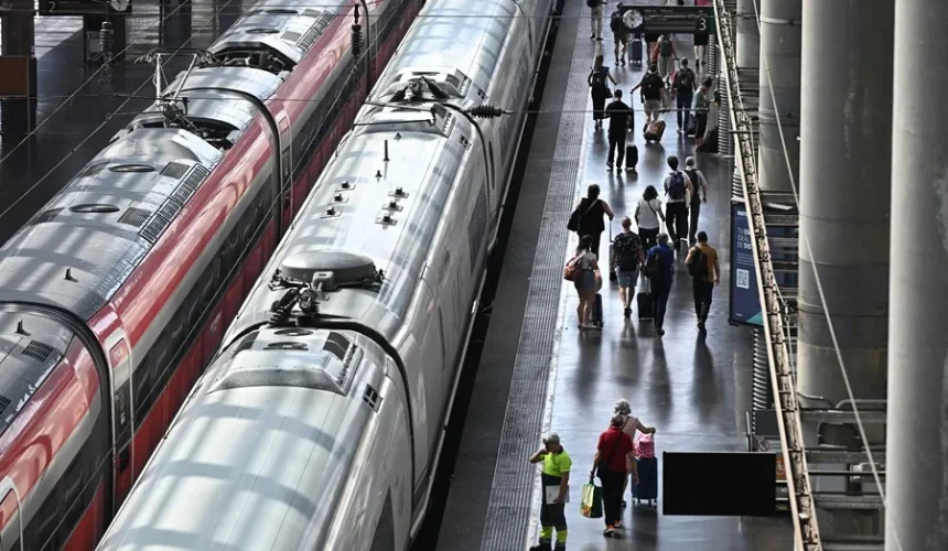 Más de 15.000 pasajeros afectados por un corte de 15 horas en los trenes Madrid-Andalucía