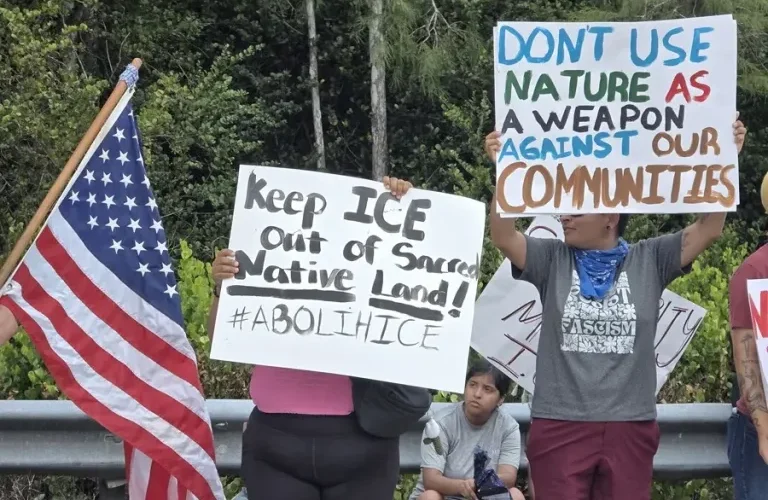 Los migrantes describen el infierno dentro del centro de detención ‘Alligator Alcatraz’