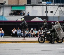 Amnistía Internacional ve un patrón de desapariciones forzadas en detenciones tras las presidenciales en Venezuela