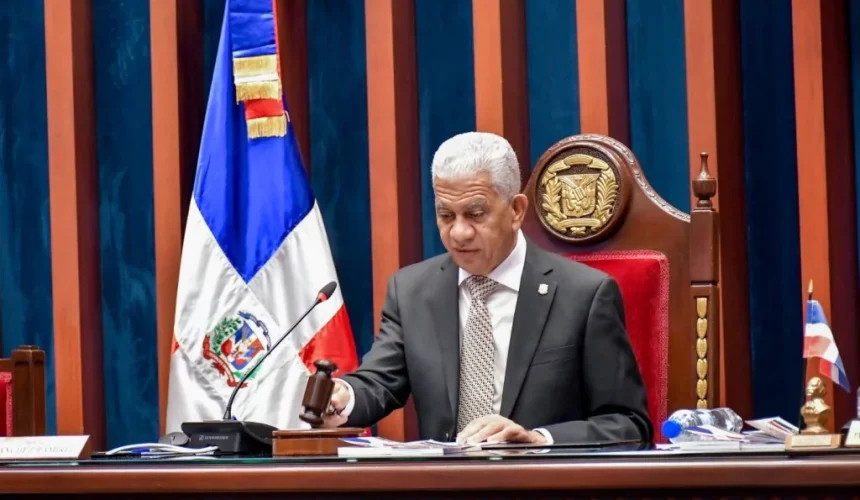 Senado aprueba en primera lectura el nuevo Código Penal sin incluir las tres causales