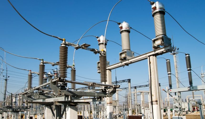 Gobierno acelera proyectos de generación eléctrica para satisfacer demanda