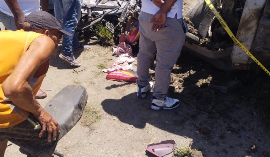 Se registra accidente de tránsito en la Autopista 6 de Noviembre; hay cinco fallecidos
