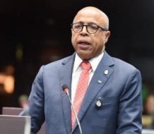 Pacheco favorece que Senado continúe discusión de reforma al Código de Trabajo