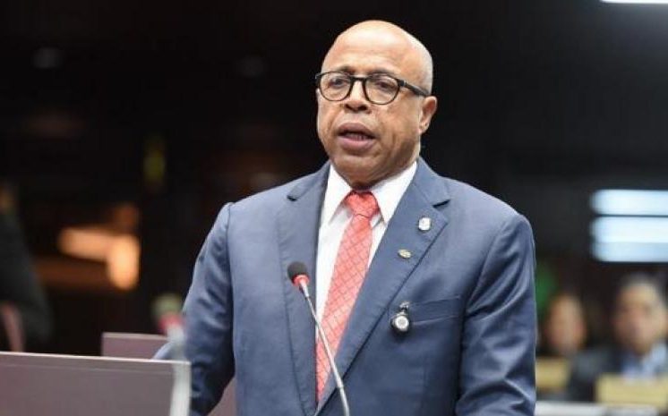 Pacheco favorece que Senado continúe discusión de reforma al Código de Trabajo