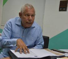 Arrestan comunicador Rafael Guerrero por inasistencia a juicio con extitular de la DNCD