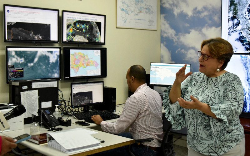 Gloria Ceballos dice dan seguimiento a tormenta Erin; podría convertirse en huracán