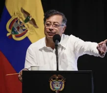 Petro dice que en el funeral de Miguel Uribe Turbay sonaron «las palabras de la venganza»