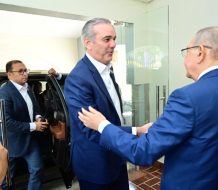 Abinader: “No tengo conocimiento del desastre en escuelas” tras señalamientos de Danilo