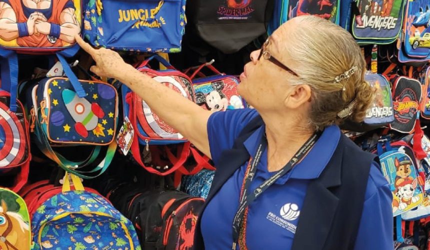 Pro Consumidor afirma vigila venta de útiles escolares para evitar publicidad engañosa