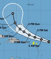 Puerto Rico, bajo alerta de inundaciones repentinas por la tormenta tropical Erin