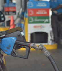 Mantienen sin variación precios de combustibles; subsidiarán GLP y gasoil con RD$210.2 millones