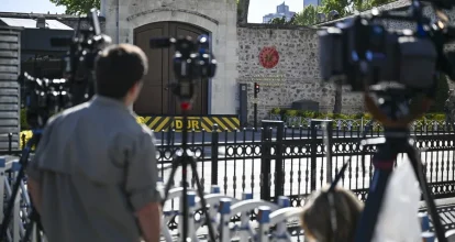 EE.UU. planea reducir la duración los visados a estudiantes y periodistas