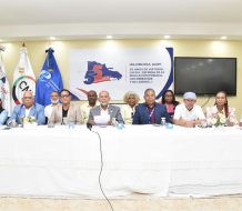 ADP exhorta a maestros incorporarse al año escolar programado para este 25 de agosto