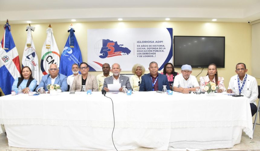 ADP exhorta a maestros incorporarse al año escolar programado para este 25 de agosto