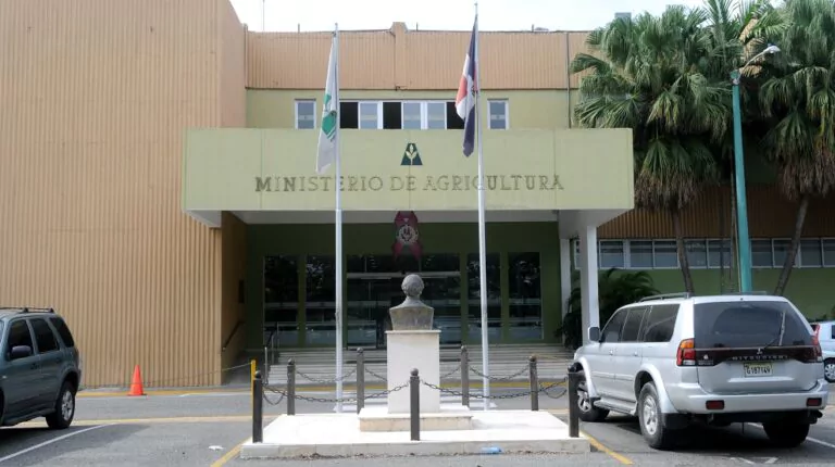 Agricultura niega arrestos e investigación a funcionario de parte del Ministerio Público