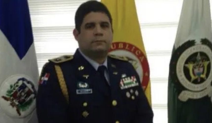 Revocan visas a coroneles por supuestos vínculos con narcotráfico