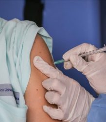 Estudia indica vacunas evitaron más de 2,5 millones de muertes por covid-19 en todo el mundo