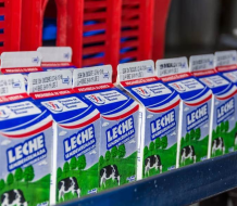 Pasteurizadora e Inabie niegan que leche encontrada en El Higüero pertenezca al desayuno escolar