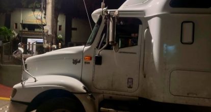 Arrestan dos dominicanos que escondían un haitiano indocumentado en San Juan