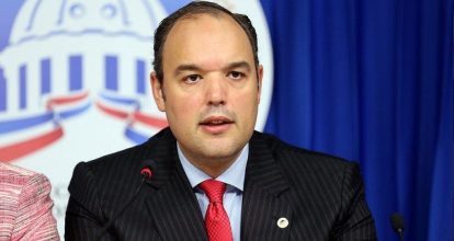 Exsenador José del Castillo Saviñón anuncia su renuncia al PLD