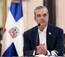 Presidente Abinader lamenta críticas al anuncio de ingreso escolar de niños de tres años