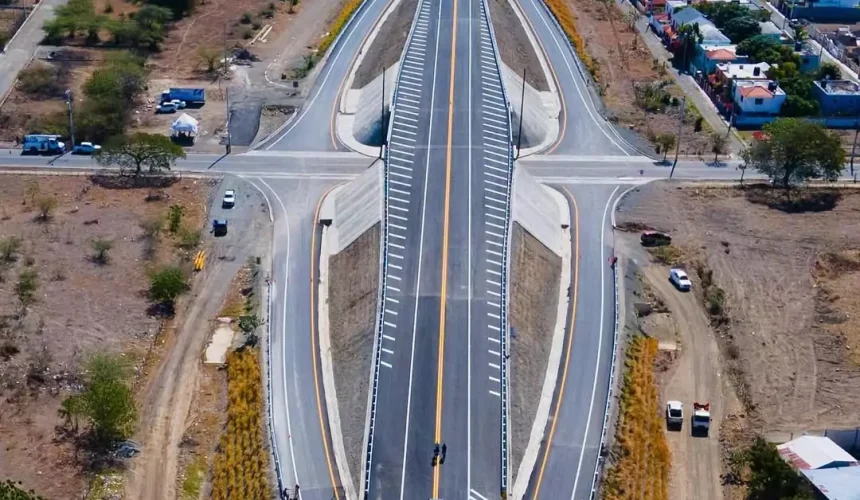 Presidente Abinader inaugurará hoy Circunvalación de Baní con una extensión de 19 KM