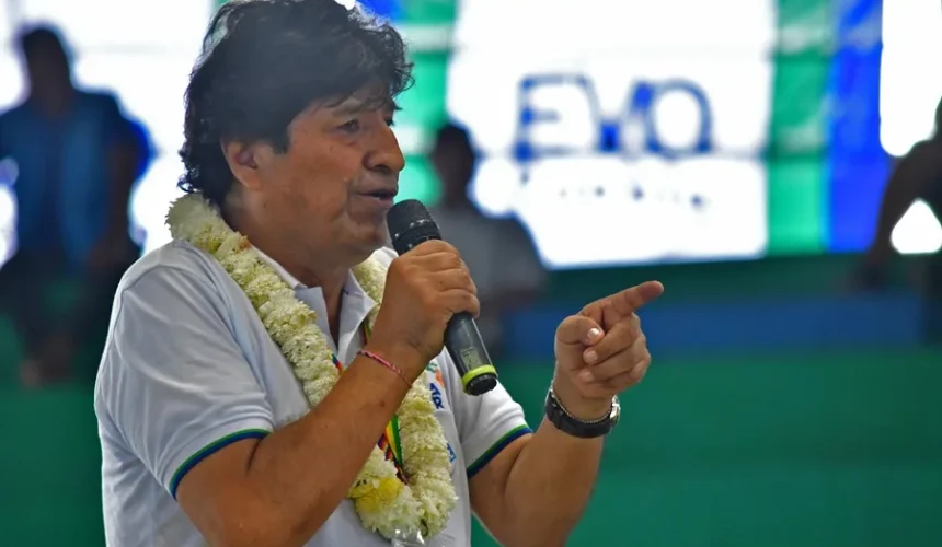 Evo Morales dice que «los pueblos del mundo» defenderán a la «revolución bolivariana» de EE.UU.