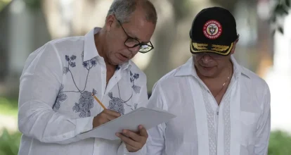 Exjefe de Despacho de Petro entra en la carrera presidencial para impulsar su reelección