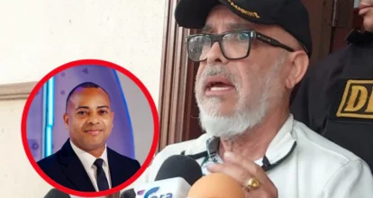 Abogado Carlos Mesa renuncia a la defensa de Ángel Martínez
