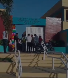 Padres protestan por falta de cupo en escuela de Cienfuegos