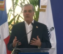 Presidente Abinader lanza programa de titulación que impactará a más de 25 mil personas con la entrega de títulos de propiedad en Puerto Plata